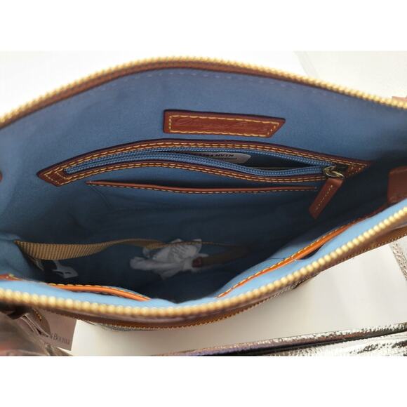 Dooney & Bourke Disney Cruise Line Europe 2018 Itinerary Crossbody Bag *NWT - Picture 6 of 7